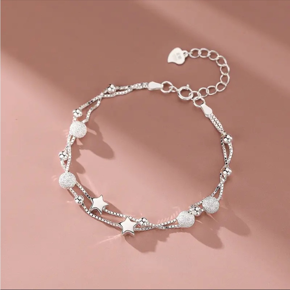 157. NEW 925 sterling silver Beautiful stars Bracelet